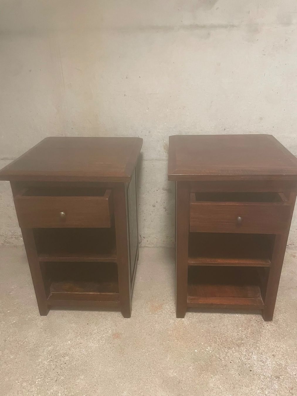 Nachttische: Teakholz Nachttisch-Set – Gebraucht aus Bolligen von Jerry127