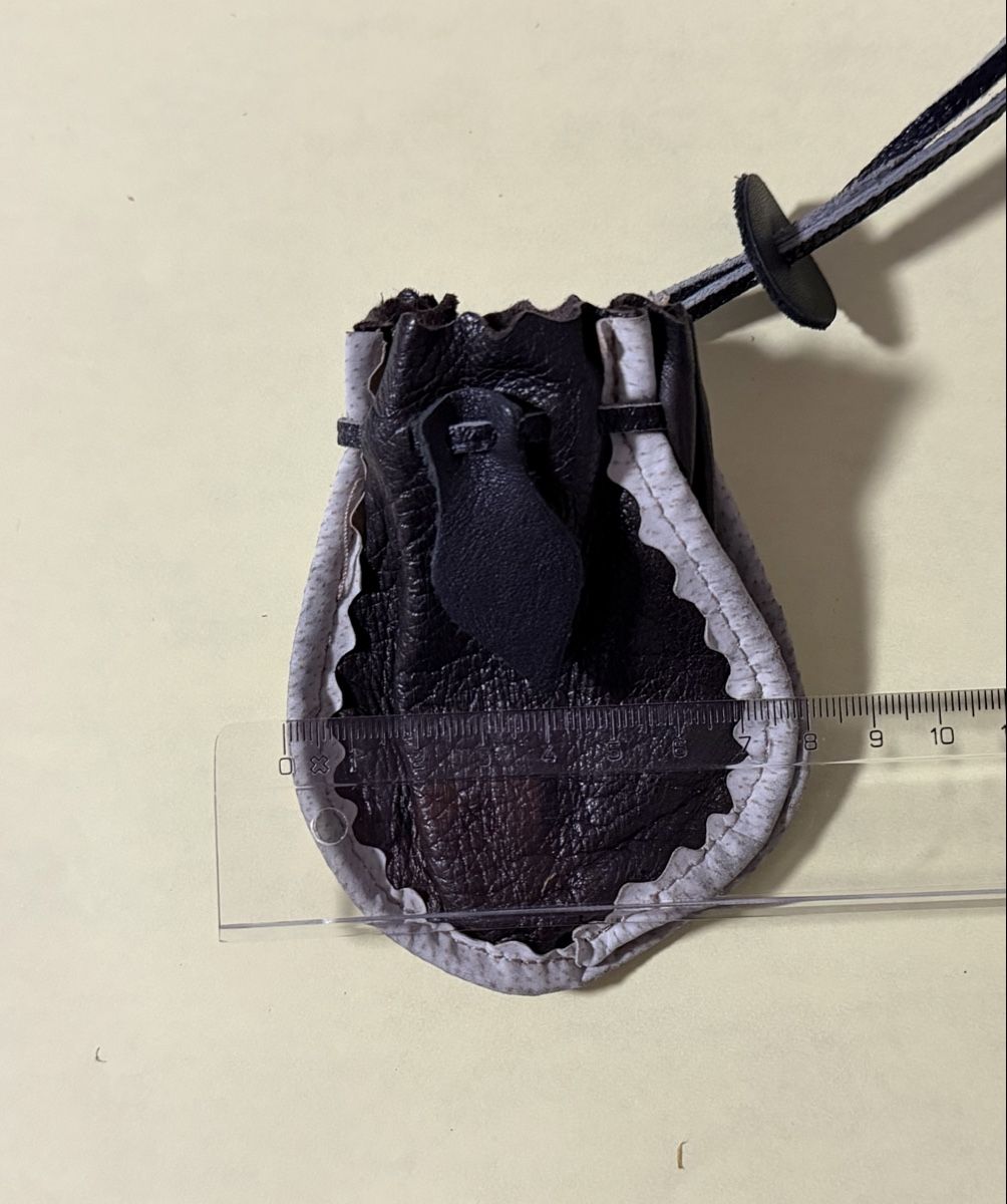 Borse da donna: Pochettes médiévales – Usato da Petit-Lancy venduto da Solcarm 8