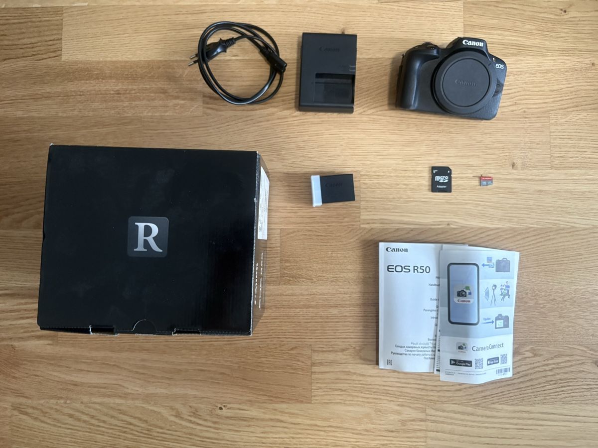 Canon Appareil photo: Canon EOS R50 +objectif RF 100-400mm +accessoires – D'occasion à Neuchâtel par Market_Dematos 1