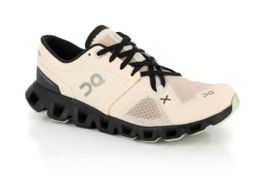 ON Laufschuh Cloud X 3 Sneaker Grösse 36.5