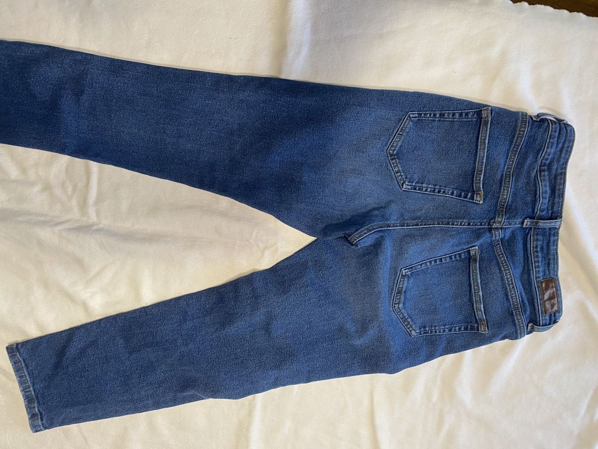 Jeans: Jeans Clockhouse 99%coton taille 38 straight Leg – Usato da Genève venduto da pilarina 3