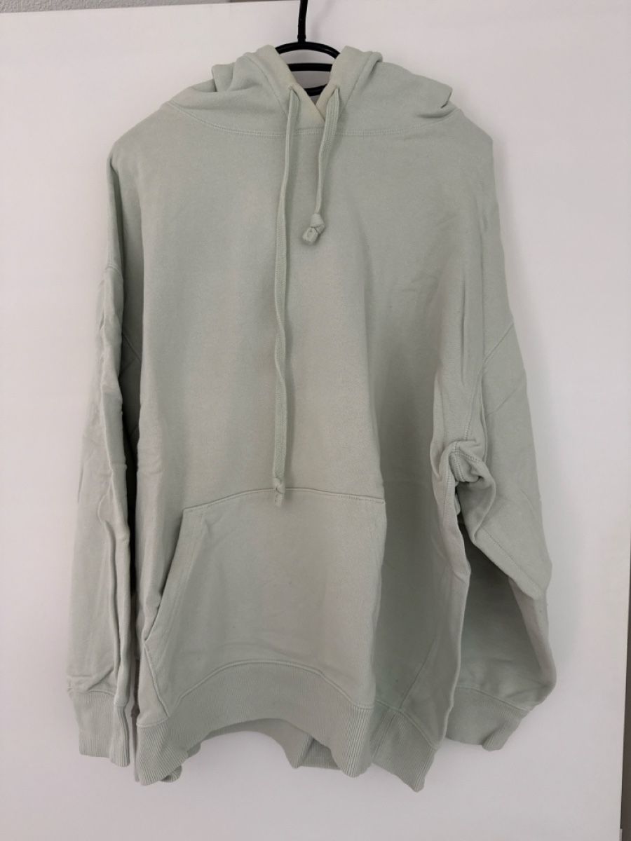 Uniqlo Pulls & Sweat-shirts: Uniqlo Hoodie – D'occasion à Wettswil par lalinda85
