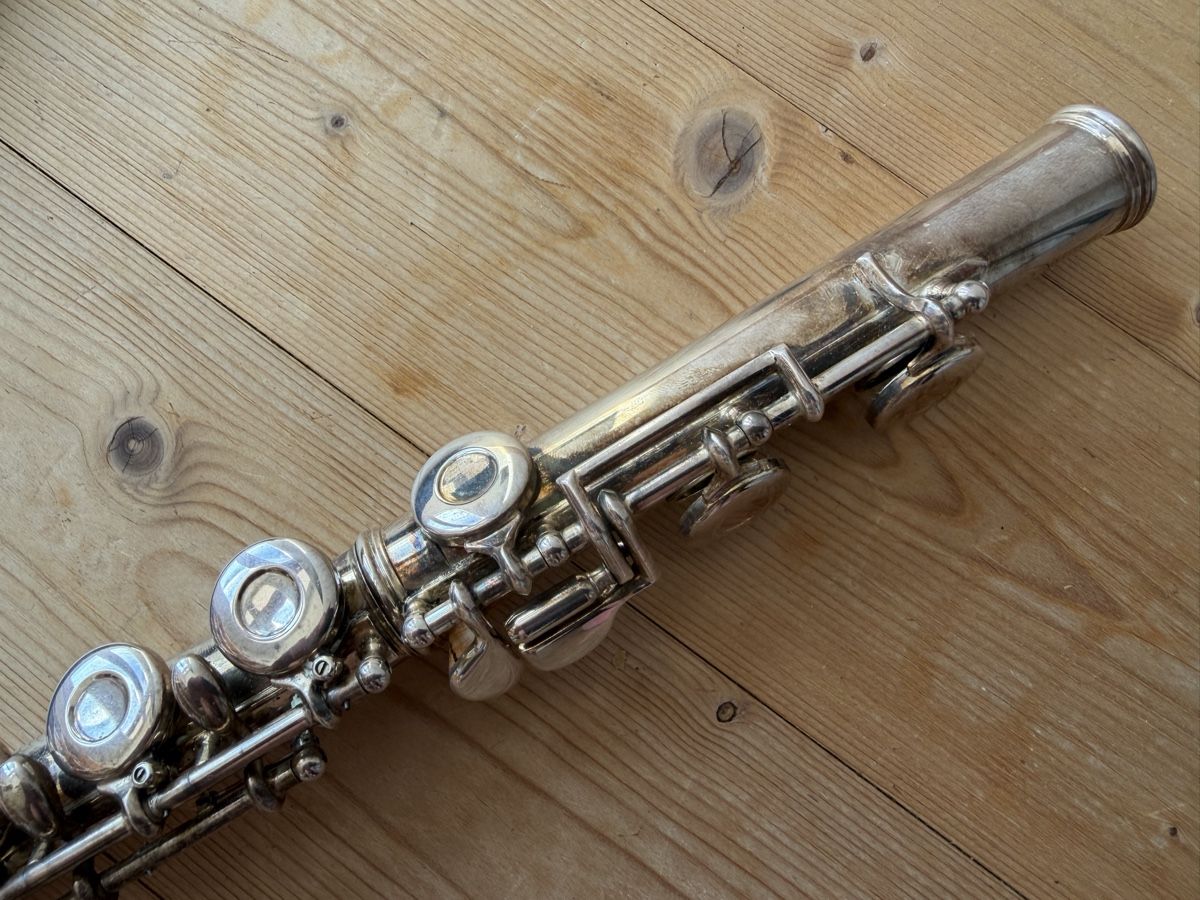 Strumenti musicali: Querflöte Gemeinhardt M2 Elkhart mit Koffer gebraucht – Usato da Himmelried venduto da rasmus67 2