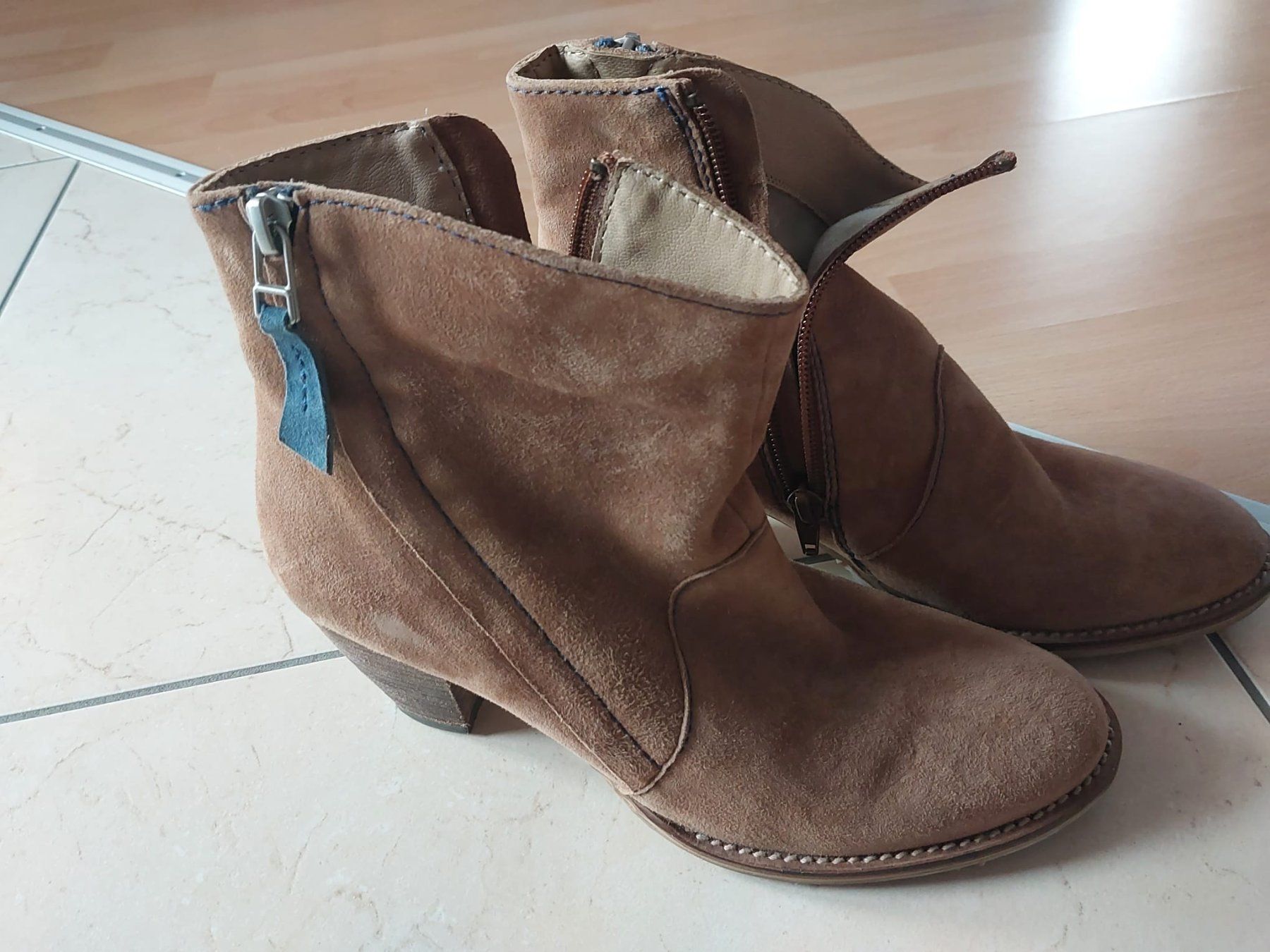 Damenschuhe: Varese Stiefeletten 38 – Gebraucht aus Rothenthurm von Meitli18