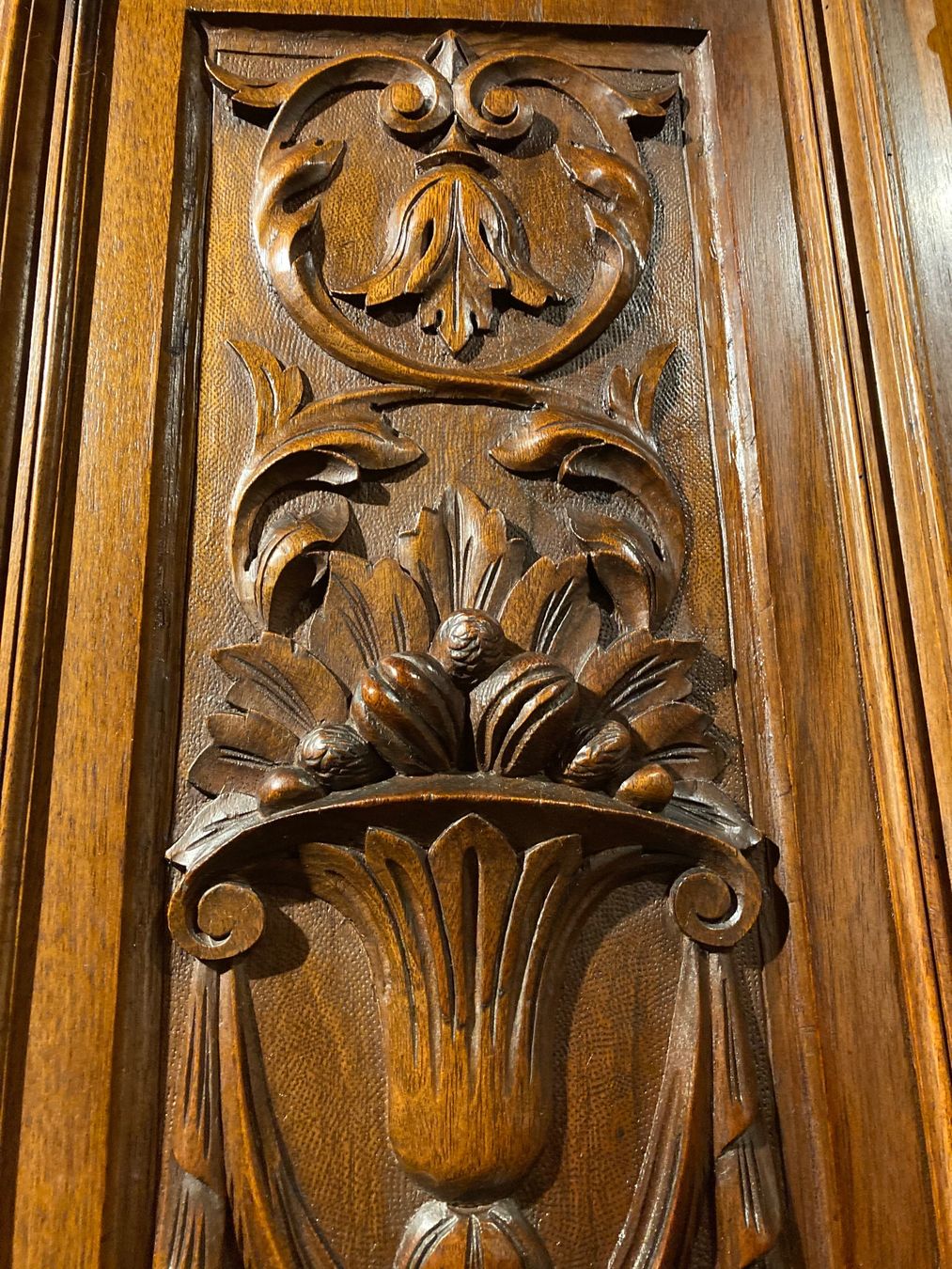 Credenze: Nussbaum Barock Massivholz Buffet – Usato da Burgistein venduto da Hohlenwegen 4