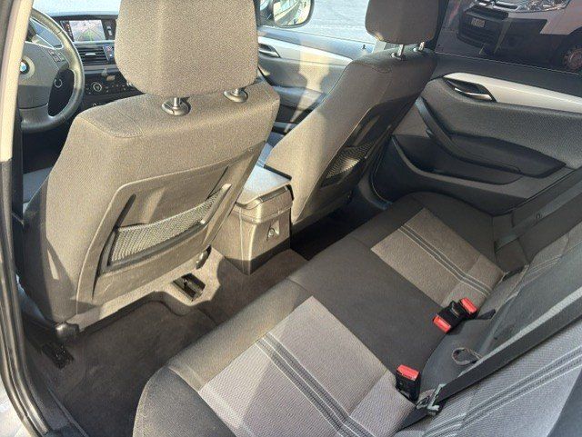BMW Autos: BMW X1 xDrive28i – D'occasion à Wolfwil par autolindemann 5
