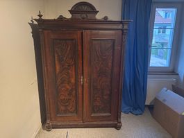 Alter Massivholtz Fichten Schrank