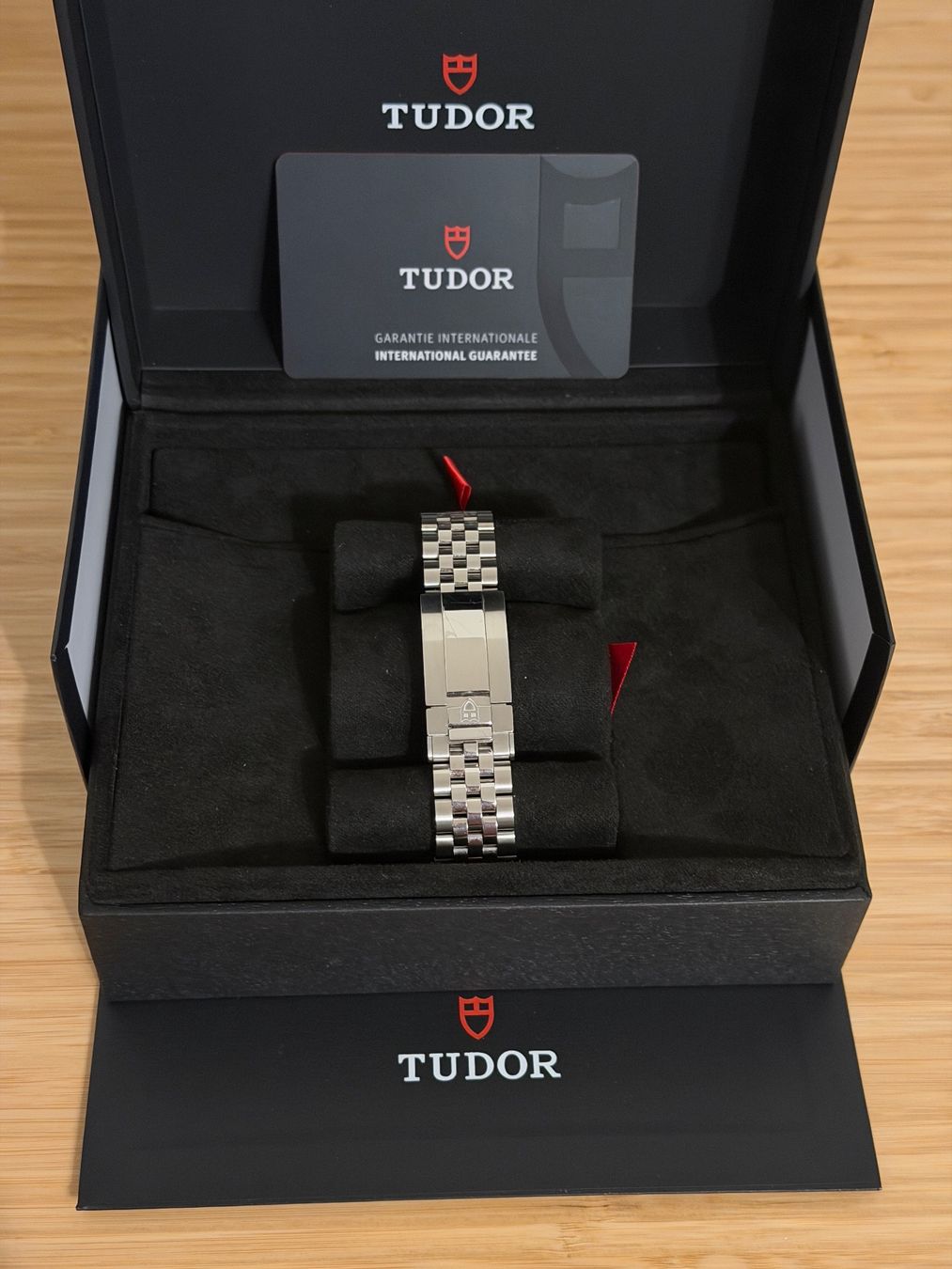 Tudor Orologi: Tudor Black Bay Burgundy Full Set – Usato da Einsiedeln venduto da Tb_58 1