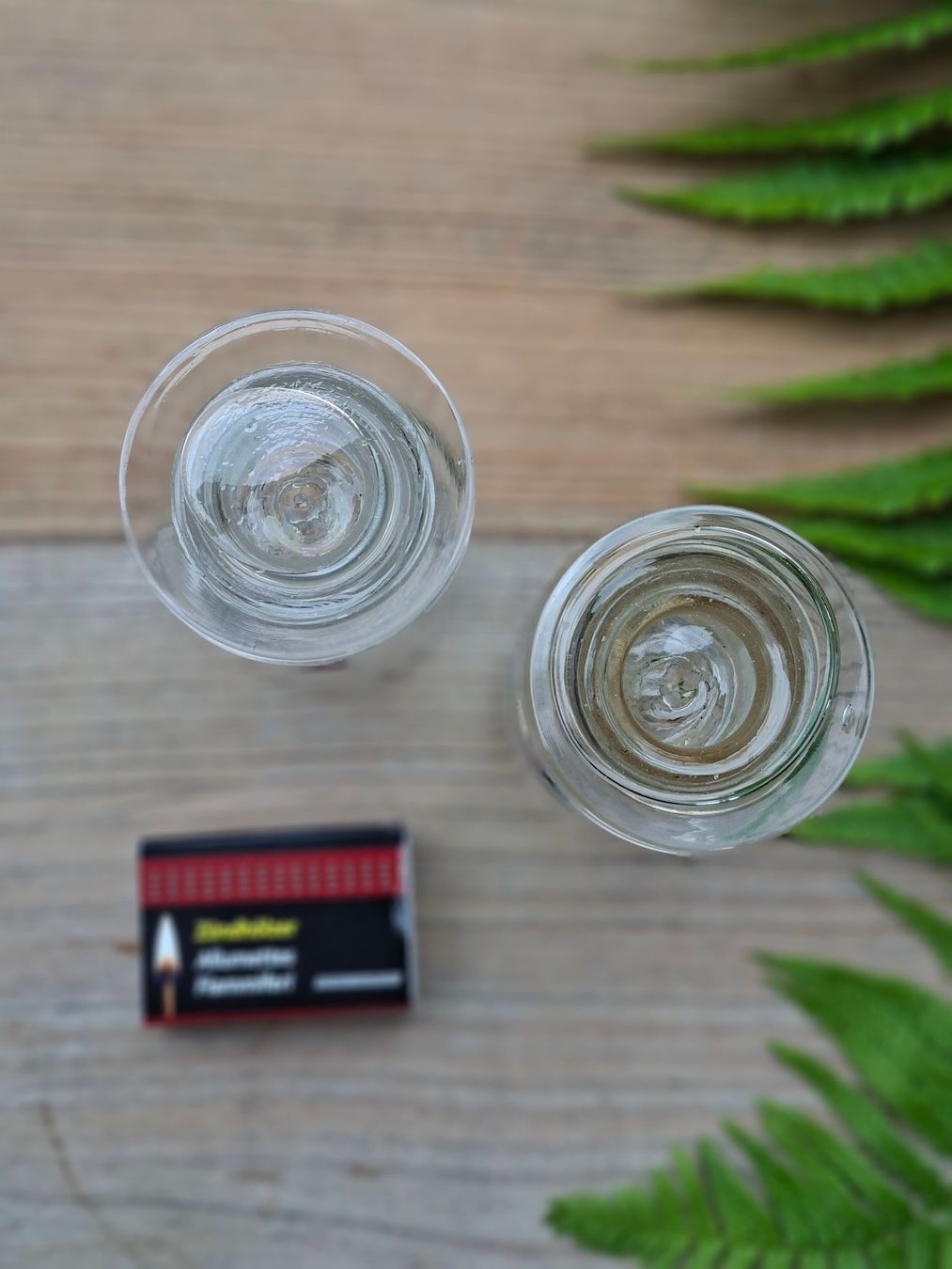 Accessori da laboratorio: 2 antike Apothekerflaschen mit eingeschliffenen Glasstopfen – Usato da Brunnenthal venduto da Strahler67 2
