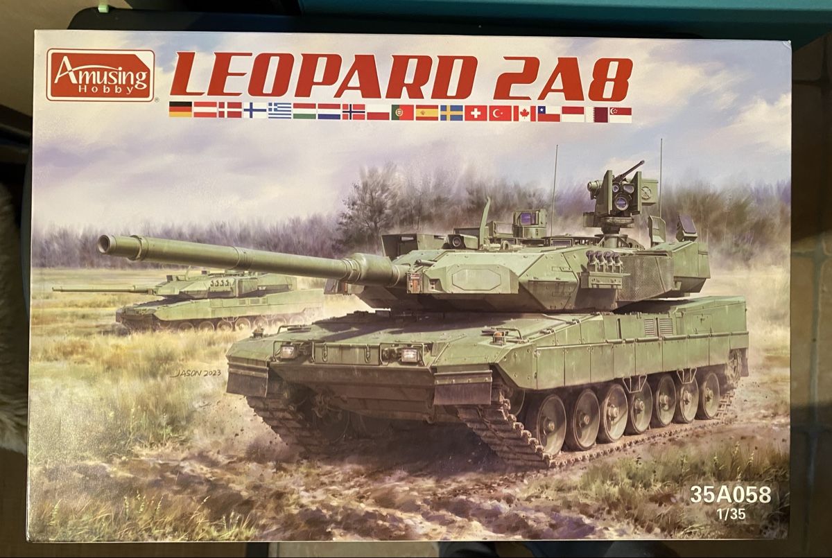 Kit di modellismo & Modellini statici: Leopard 2 A8 Amusing Hobby, 1:35 – Nuovo e nell'imballaggio originale da Ramersberg venduto da endbefund13