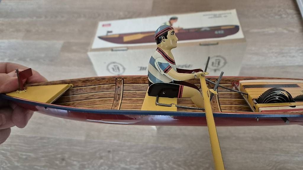 Giocattoli: Paya Replica Ruderer aus Blech  – Usato da Buchs AG venduto da fisch_63 1