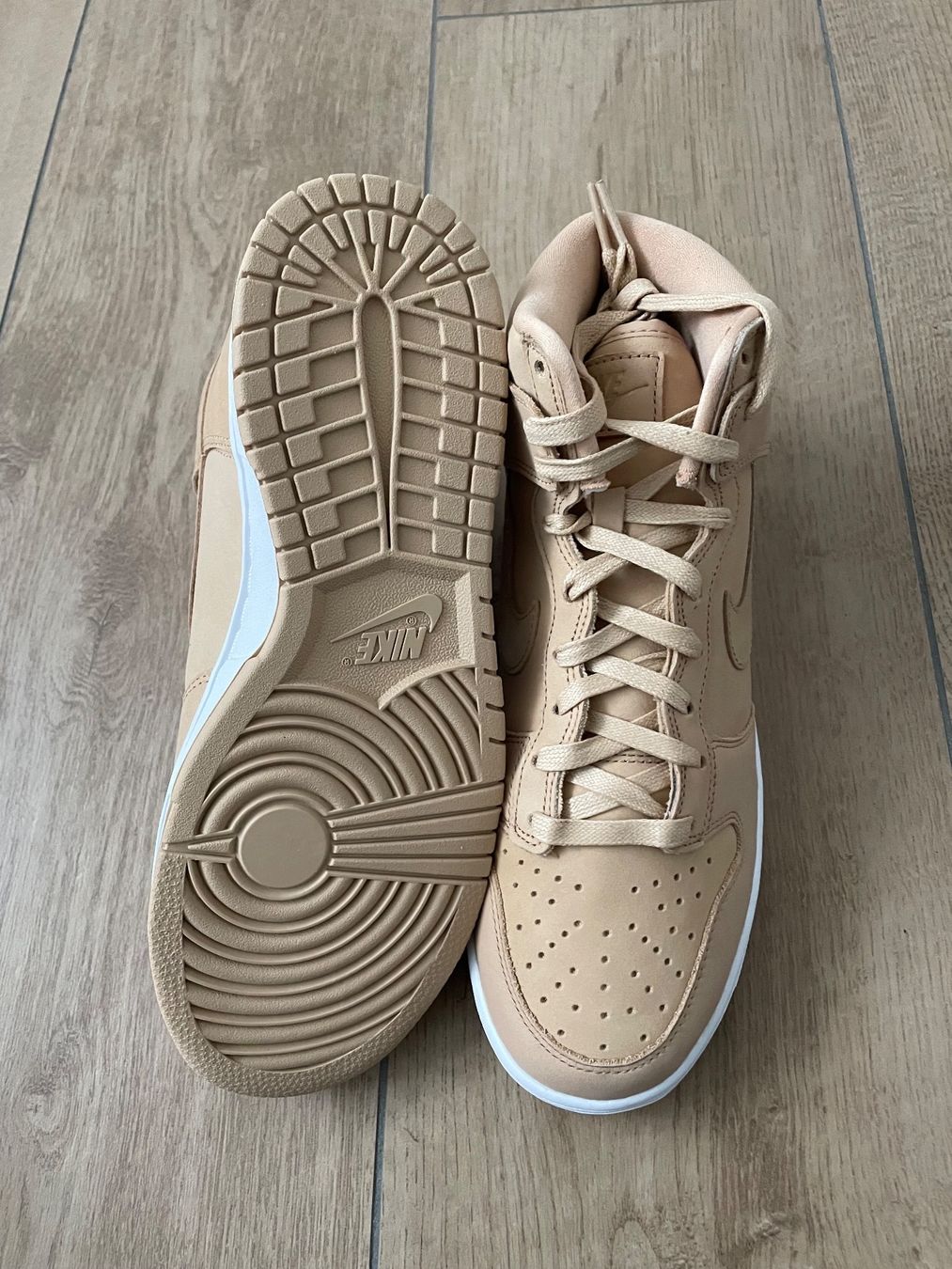 Nike Damenschuhe: Nike Dunk High Gr. 39 NEU – Neu (gemäss Beschreibung) aus Waltenschwil von hansnine 4