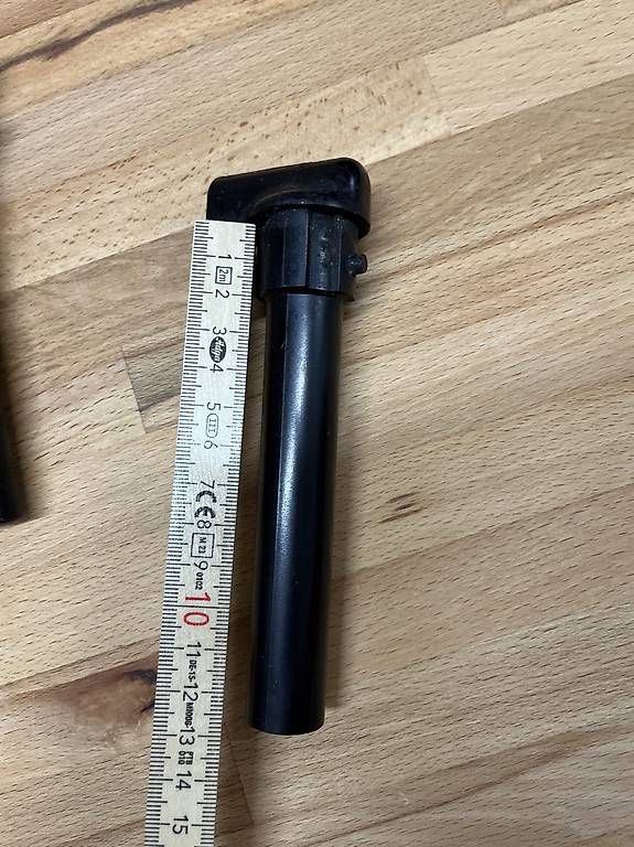 Tutti pezzi di ricambio auto: Kerzenstecker Oldtimer Peugeot – Usato da Berg TG venduto da 206driver 1