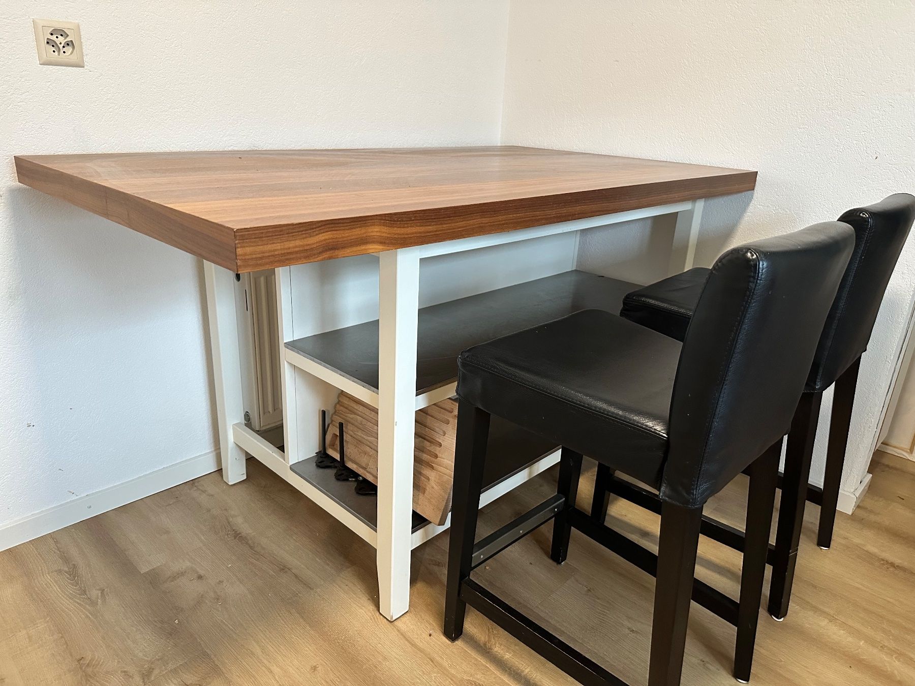 Tavoli: Küchen- /Bartisch – Usato da Muttenz venduto da anna123 2