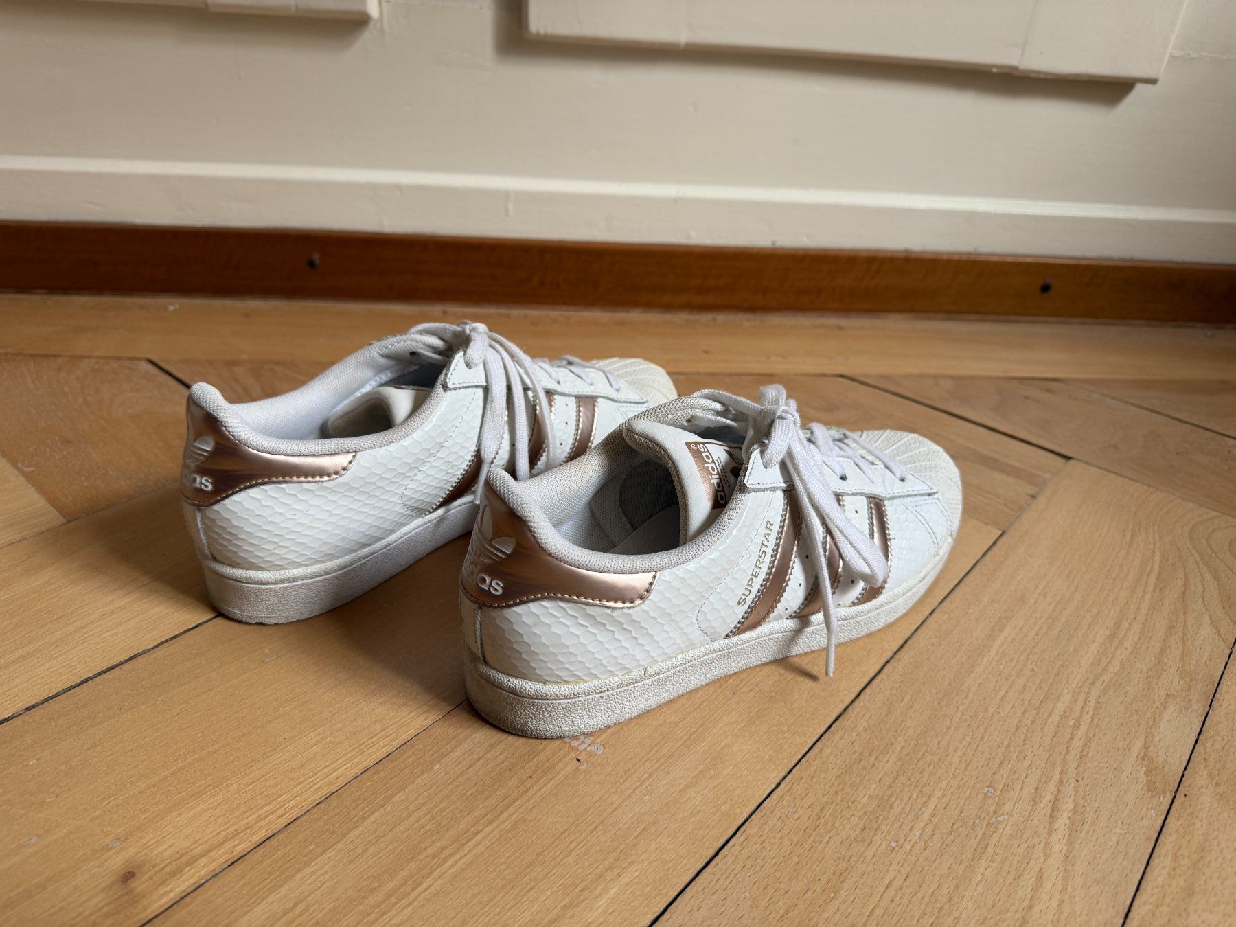 Adidas Scarpe da donna: ADIDAS Superstar Sneaker weiss - 40 – Usato da Zürich venduto da Diazaio 2