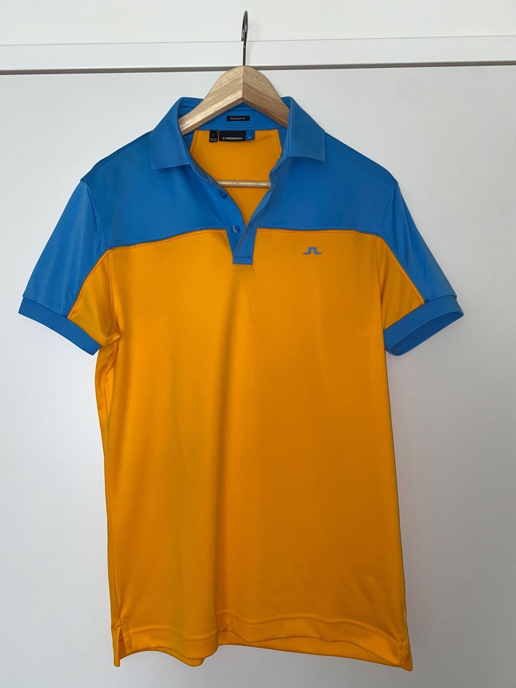 Lindeberg Magliette Polo: J. Lindeberg Poloshirt – Nuovo (secondo la descrizione) da Galgenen venduto da Nicki40