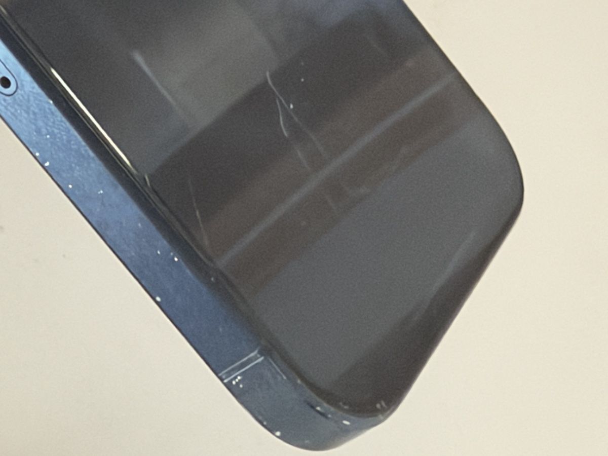 Apple Telefoni cellulari / Smartphones: iPhone 15 pro 256gb – Usato da Täsch venduto da elgordo 2