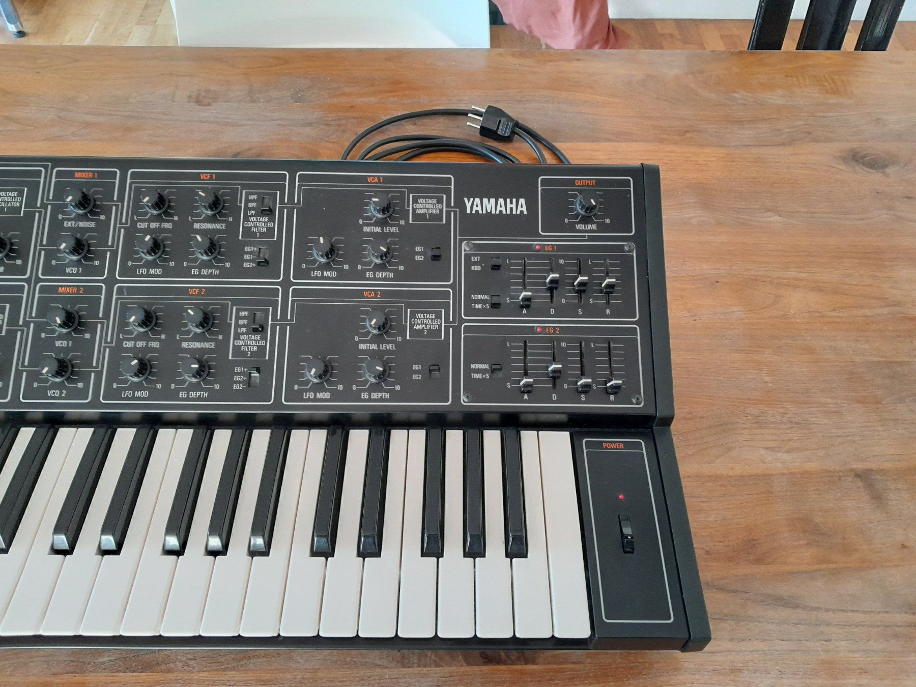 Yamaha Strumenti musicali: YAMAHA CS15 SYNTHESIZER – Usato da Vevey venduto da Aveelu 2