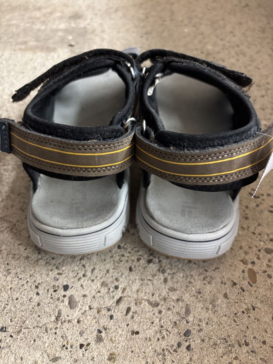 Fila Scarpe per ragazzi: Fila Sandalen Jungs, Grösse 35 – Usato da Büren an der Aare venduto da Nikito2001 1