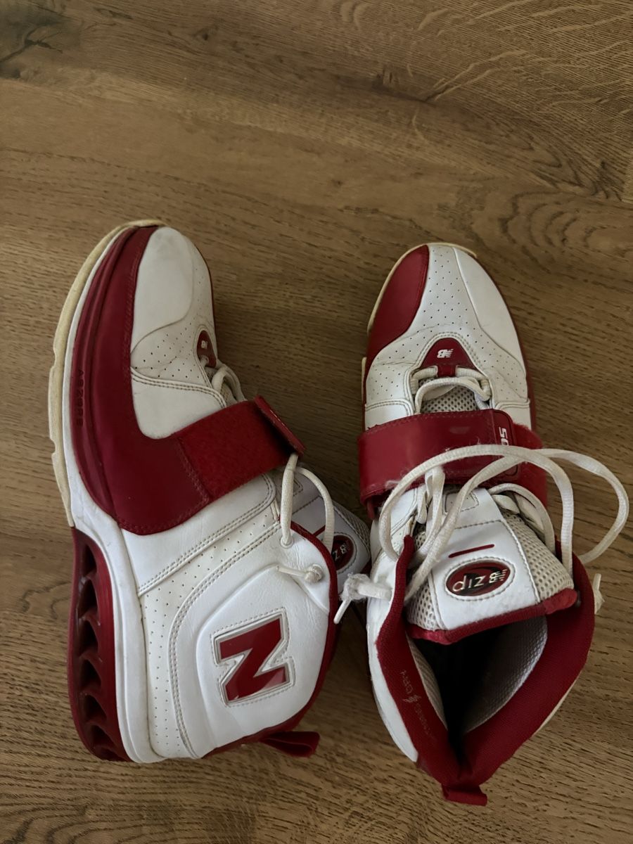 New Balance Scarpe da uomo: New Balance Schuhe Gr 49 – Usato da Weinfelden venduto da Krusevac037 1