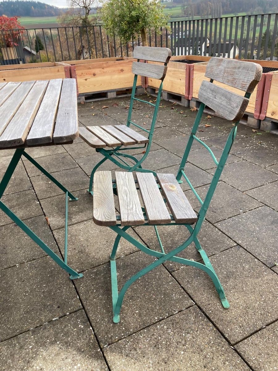 Tavoli: Retro Gartenmöbel: Tisch und Stühle  – Usato da Bülach venduto da liv_9jpb 1
