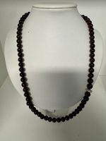 Halskette Granat mit Scheibe 925silber.