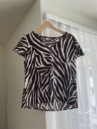 Schöne Bluse von Only