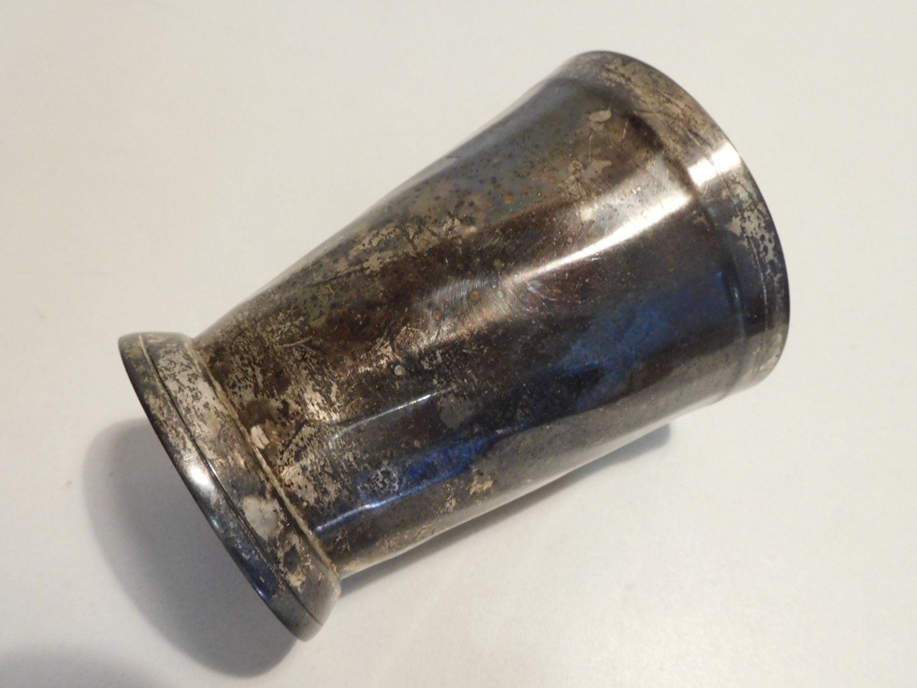 Altre raccolte & rarità: Becher alter versilberter Becher Pokal – Usato da Sursee venduto da 76 6