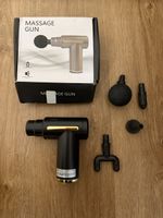 Massage Gun schwarz mit 4 Aufsätzen in OVP guter Zustand