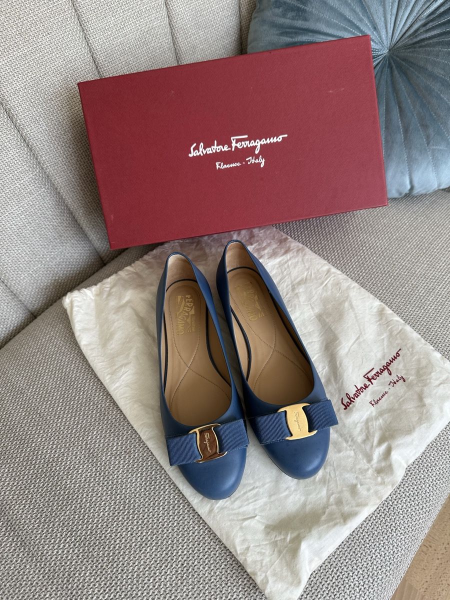 Salvatore Ferragamo Damenschuhe: Salvatore Ferragamo Vara Ballerinas – Neu (gemäss Beschreibung) aus Schaffhausen von LisaU 1