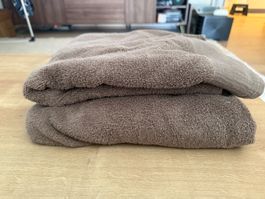 2 Badetücher Frottee, taupe braun