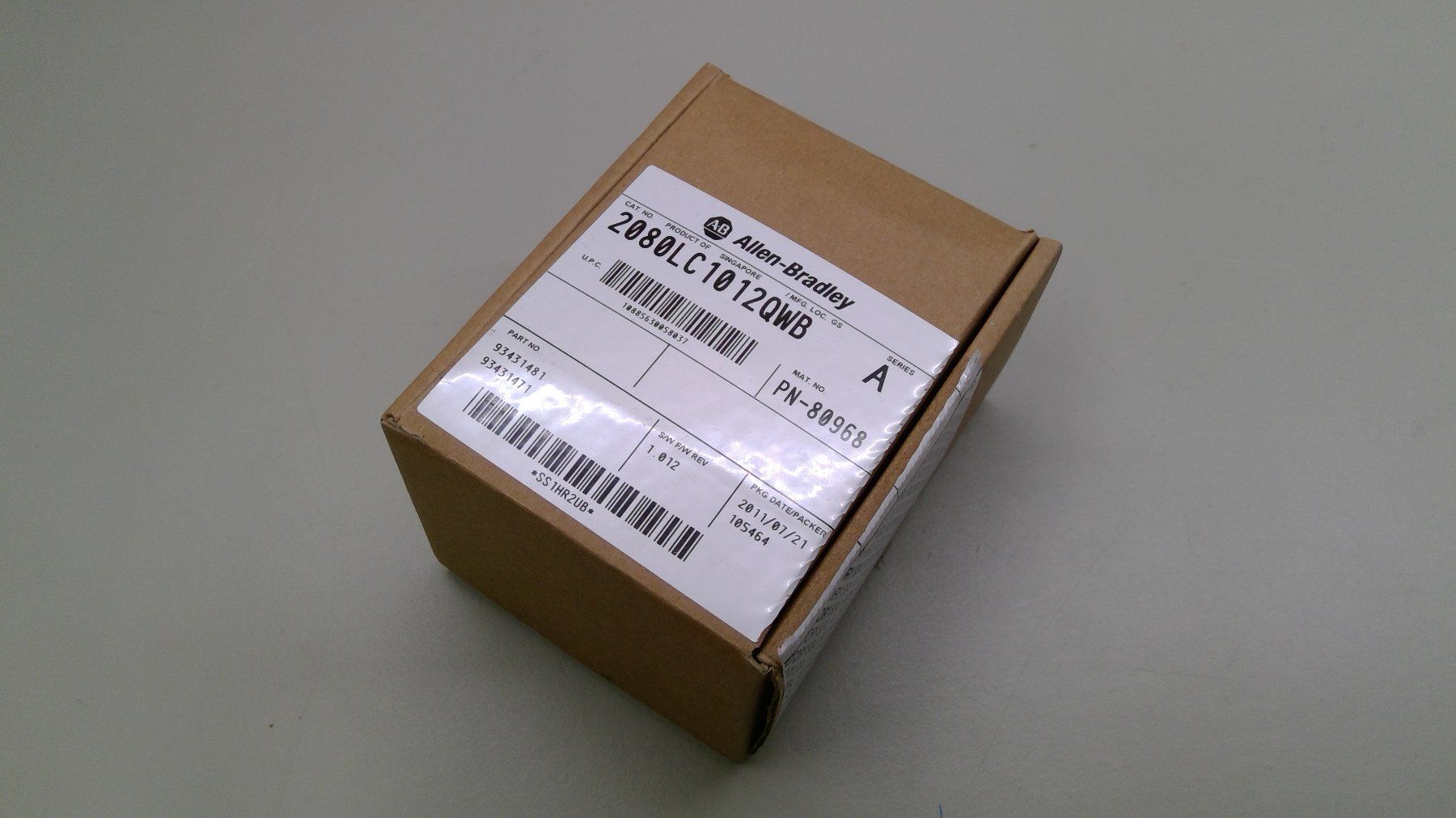 Componenti elettronici: Allen-Bradley Micro 810 SPS – Nuovo (secondo la descrizione) da Jenaz venduto da Speedy350 3