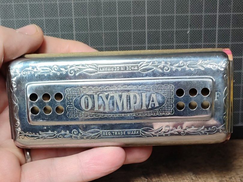 Musikinstrumente: Wunderschöne alte OLYMPIA  Mundharmonika – Gebraucht aus Gelterkinden von MYSTOREFORYOU4460