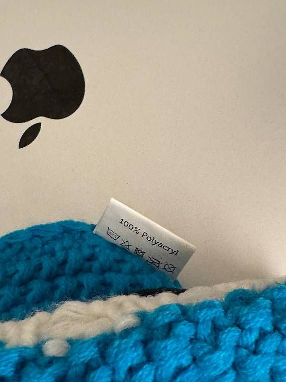 Copricapi, berretti & cappellini: Cute Blue Beanie Winter Hat - Standard Size – Usato da Schübelbach venduto da Rahnmont 3