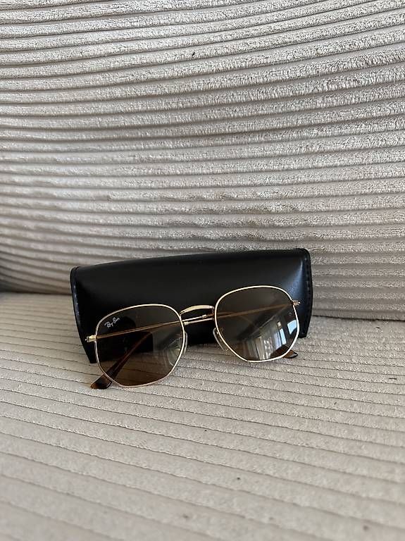 Occhiali & Lenti: Rayban Sonnenbrille Gold – Usato da Amriswil venduto da lauraview 1