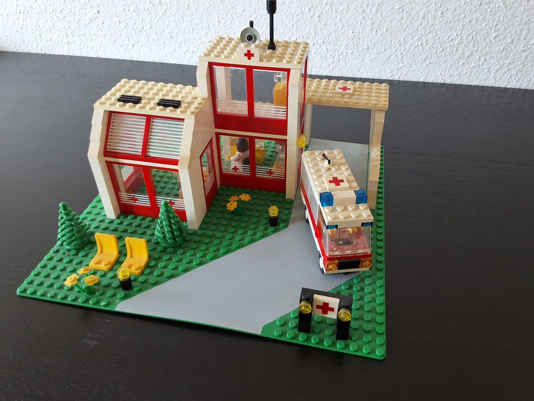 Lego Jouets: Lego Spital 6380 – D'occasion à Glattbrugg par mfreakk