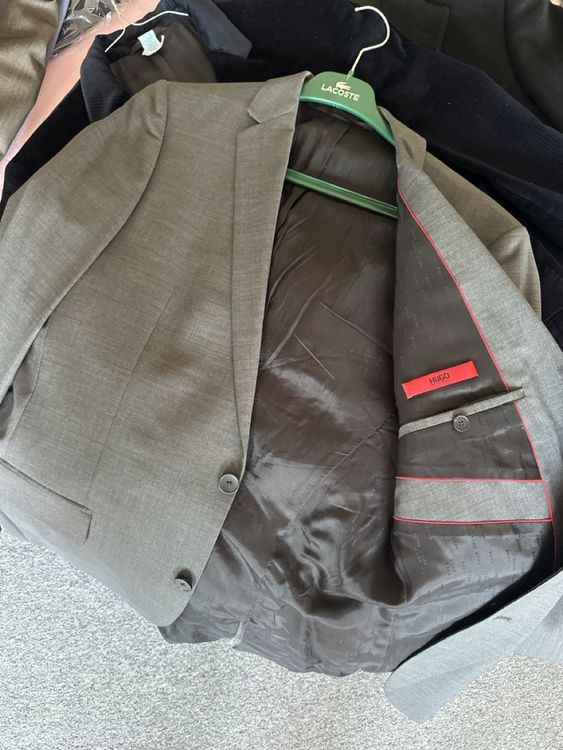 Herren Anzüge Hugo Boss, Navyboot neuwertig (Gebraucht) in Gerlafingen ...