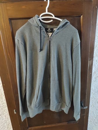 H&M Grey Hooded Jacket - Men's Medium - Great Value!