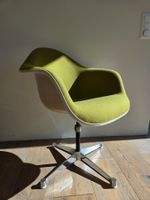 Stuhl drehbar: Eames Vitra Fiberglas Herman Miller