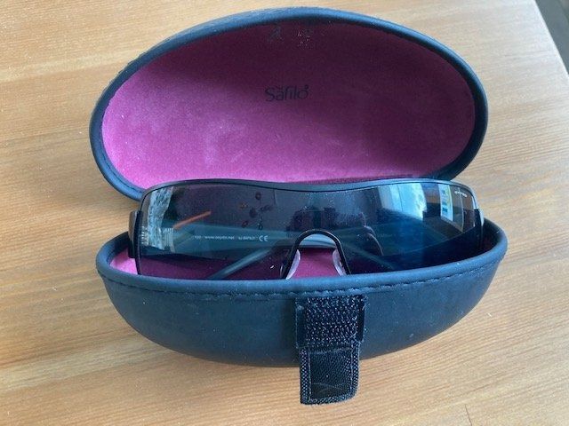 Lunettes & Verres: Oxydo Safilo  Damensonnenbrille "Eyecatcher" – D'occasion à Affoltern am Albis par rollotomasi 4