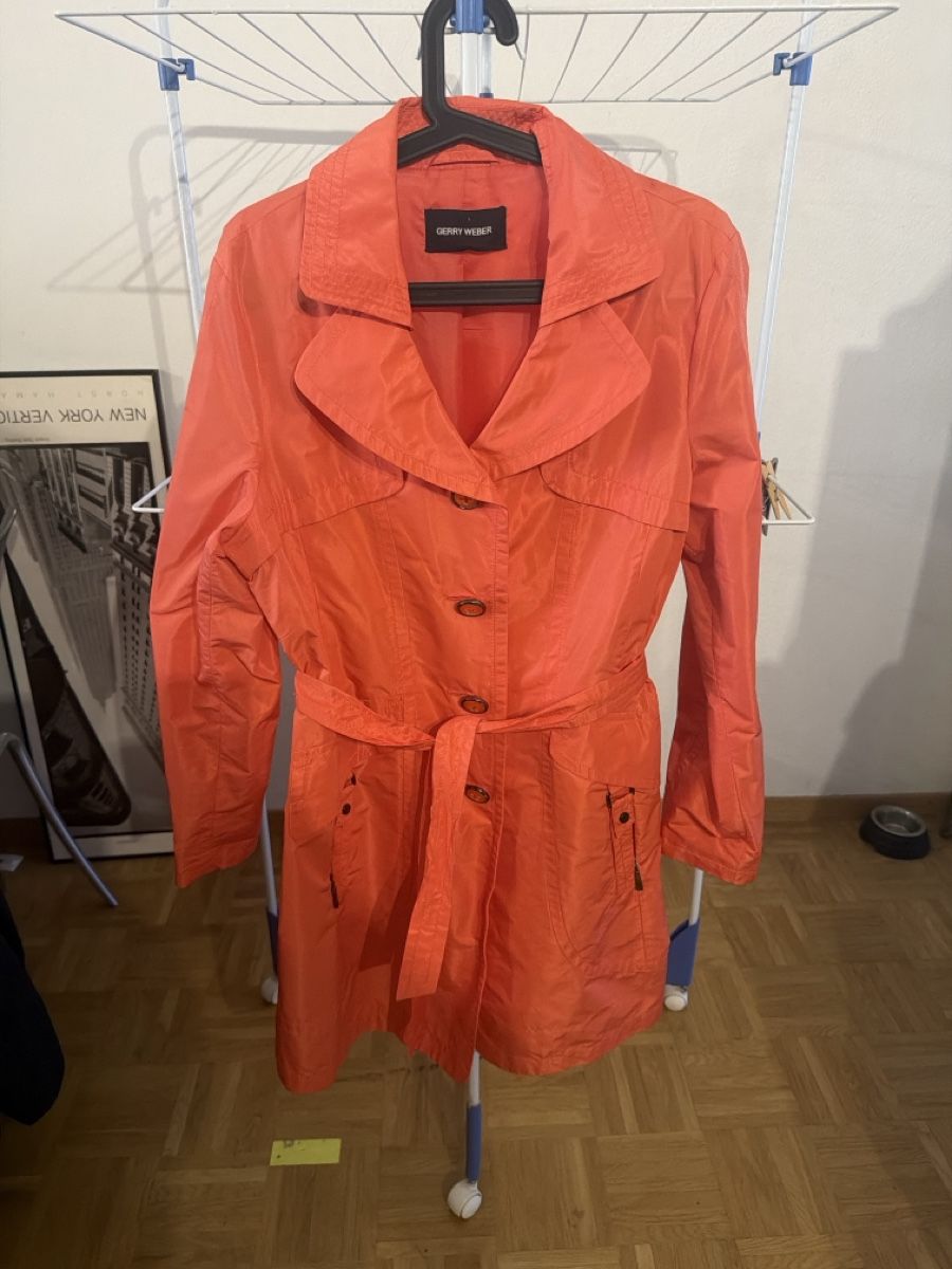 Gerry Weber Cappotti: Joli trench coat Gerry Weber – Usato da Brügg BE venduto da traindenuit