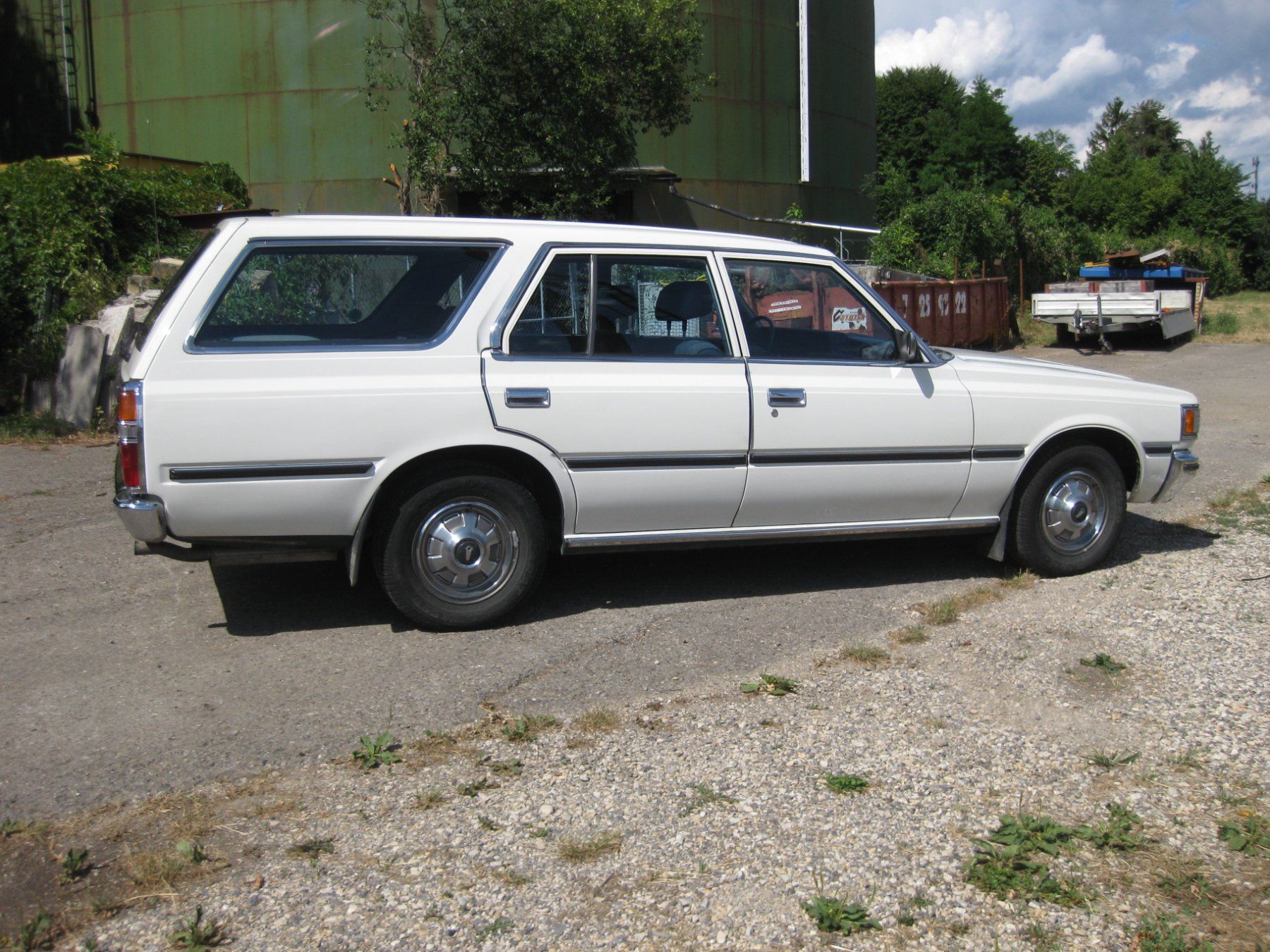 Toyota Autos: Toyota Crown 2.8i – D'occasion à Mur (Vully) VD par TAD327 1