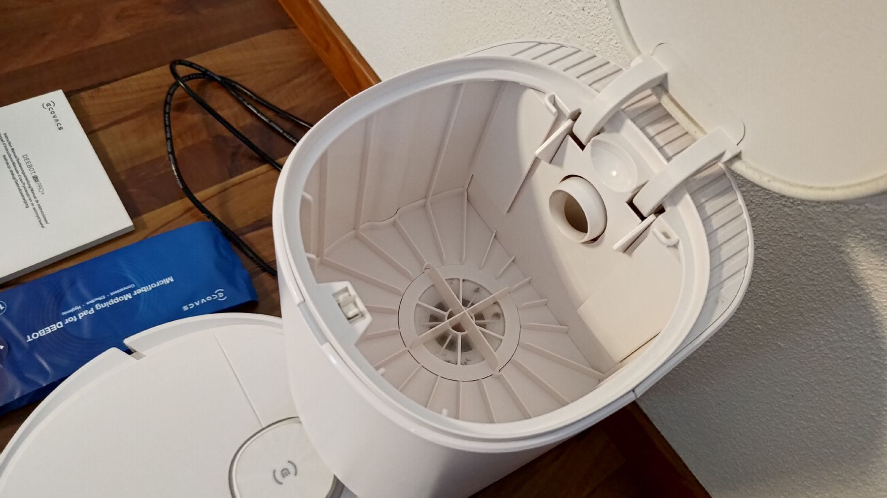 Ecovacs Aspirapolveri & Accessori: Staubsaugerroboter Ecovacs Deebot N8 Pro+ – Usato da Wigoltingen venduto da GurkeAufBrot 2