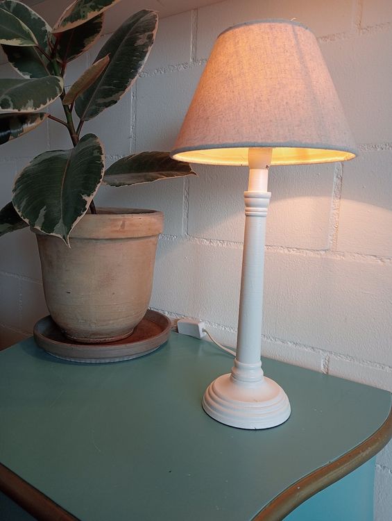 Stilvolle Shabby Chic Tischlampe Landhaus Bild