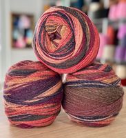 Strickwolle Farbverlauf 3 Knäuel 600g