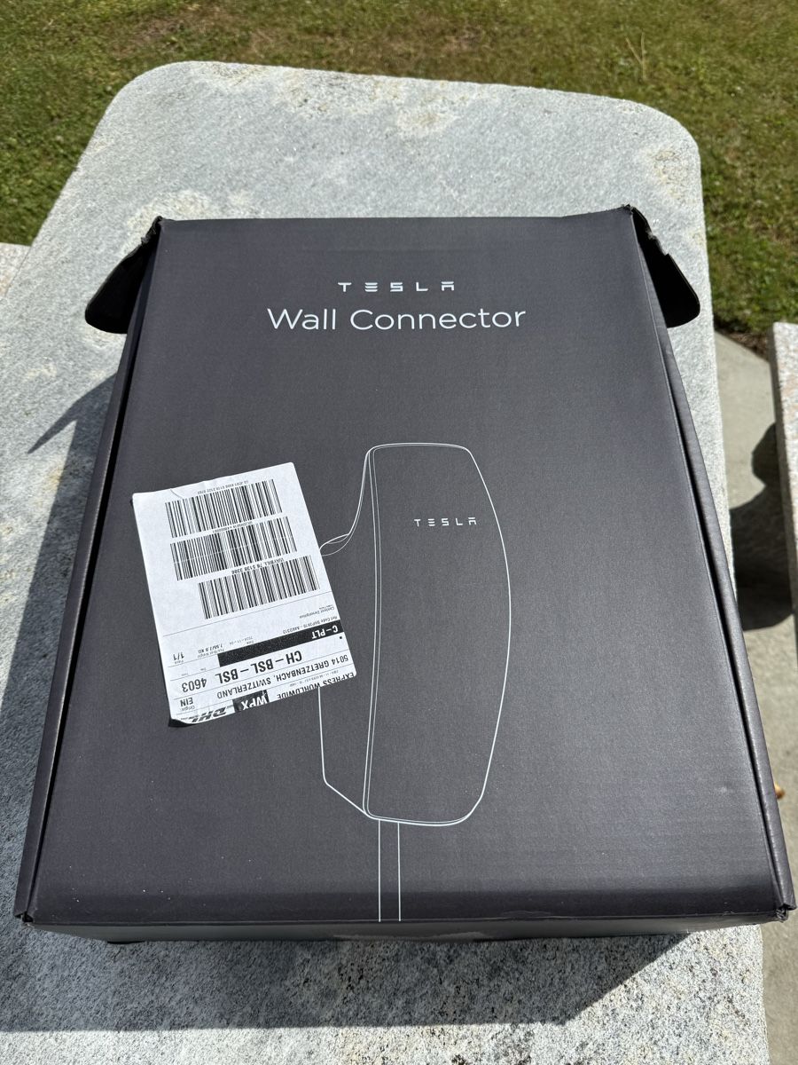 Tesla Caricabatterie: Tesla Wall Connector  – Usato da Gretzenbach venduto da dindarb 1