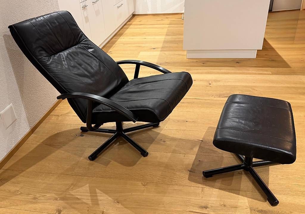 Sessel: Bequemer Ledersessel mit Hocker  Relaxsessel – Gebraucht aus Wiggen von hidizki 2
