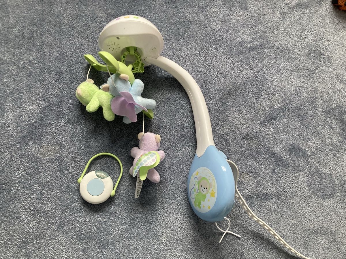 Fisher-Price Giocattoli: Bären Mobile mit Licht, Musik und Geräuschen – Usato da Wiler b.Utzenstorf venduto da Verkauf333