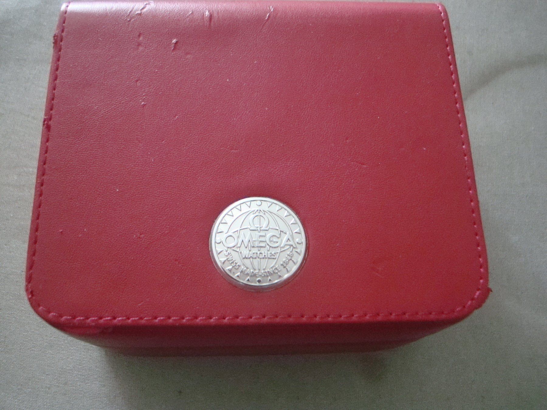 Scatole porta orologi: Uhrenbox - OMEGA - LEER - LEER – Usato da Neuenegg venduto da flohcante