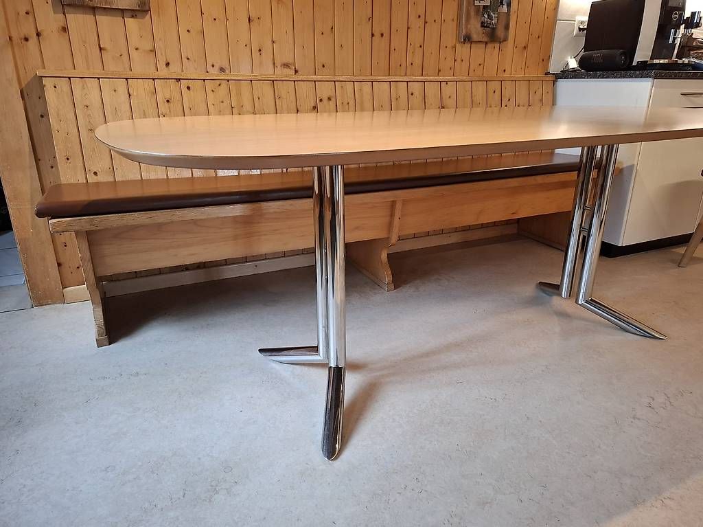 Tavoli: Esstisch Holz mit Holzbank – Usato da Hasle LU venduto da Moeudi 2